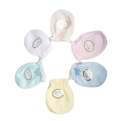 Fashion Baby Super Soft Warm Newborn Mittens are designed to keep your little one's hands cozy and protected. Made from ultra-soft, high-quality materials, these mittens provide warmth and comfort