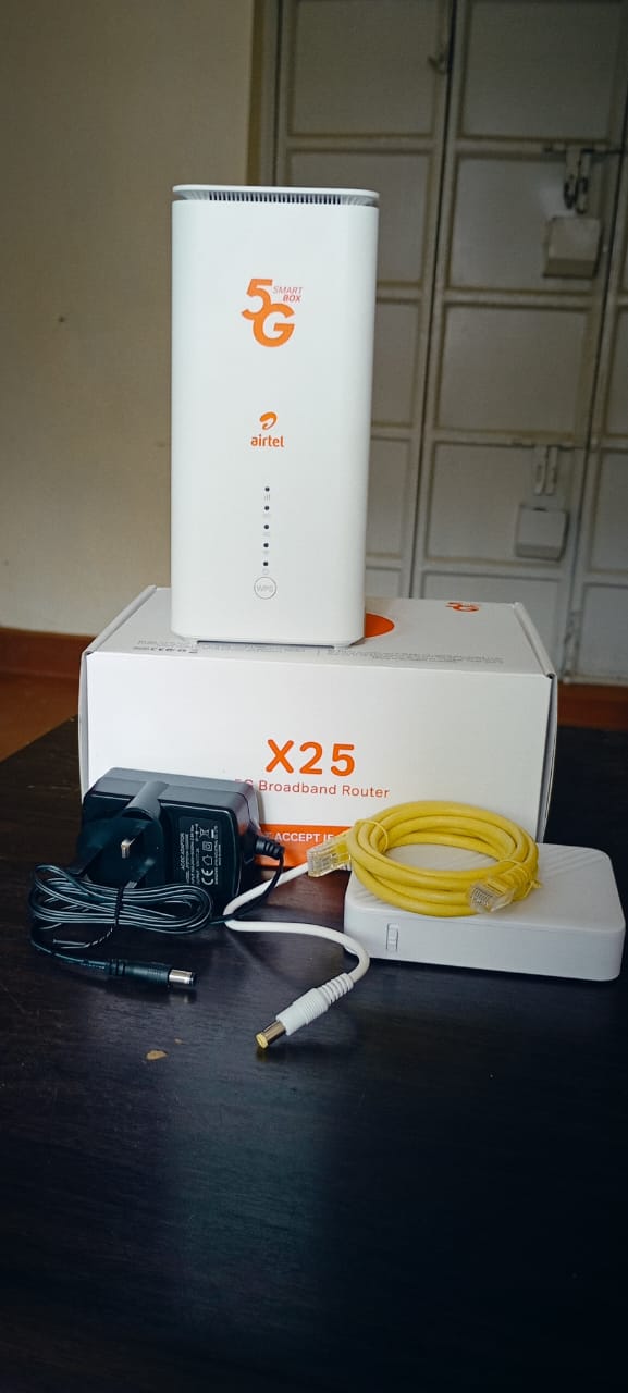 Airtel 5G portable Smart box Wireless Router up to 64 devices with a power bank back up