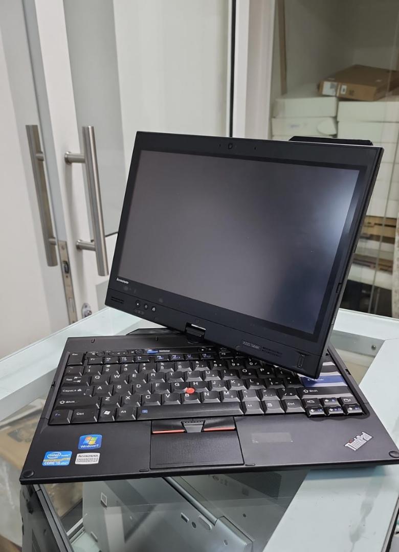 *Lenovo x220 tablet coi5 with 4gb ram memory 256gb ssd  touch screen