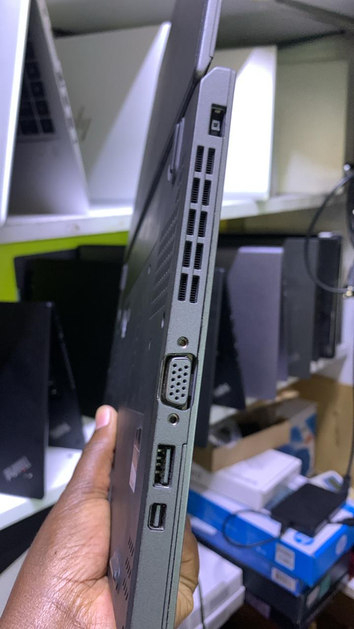 GRADE A LENOVO THINKPAD x240 COI5 4TH GENERATION 8G RAM 256SSD 12'' SCREEN WINDOWS 11 6MONTHS WARRANT