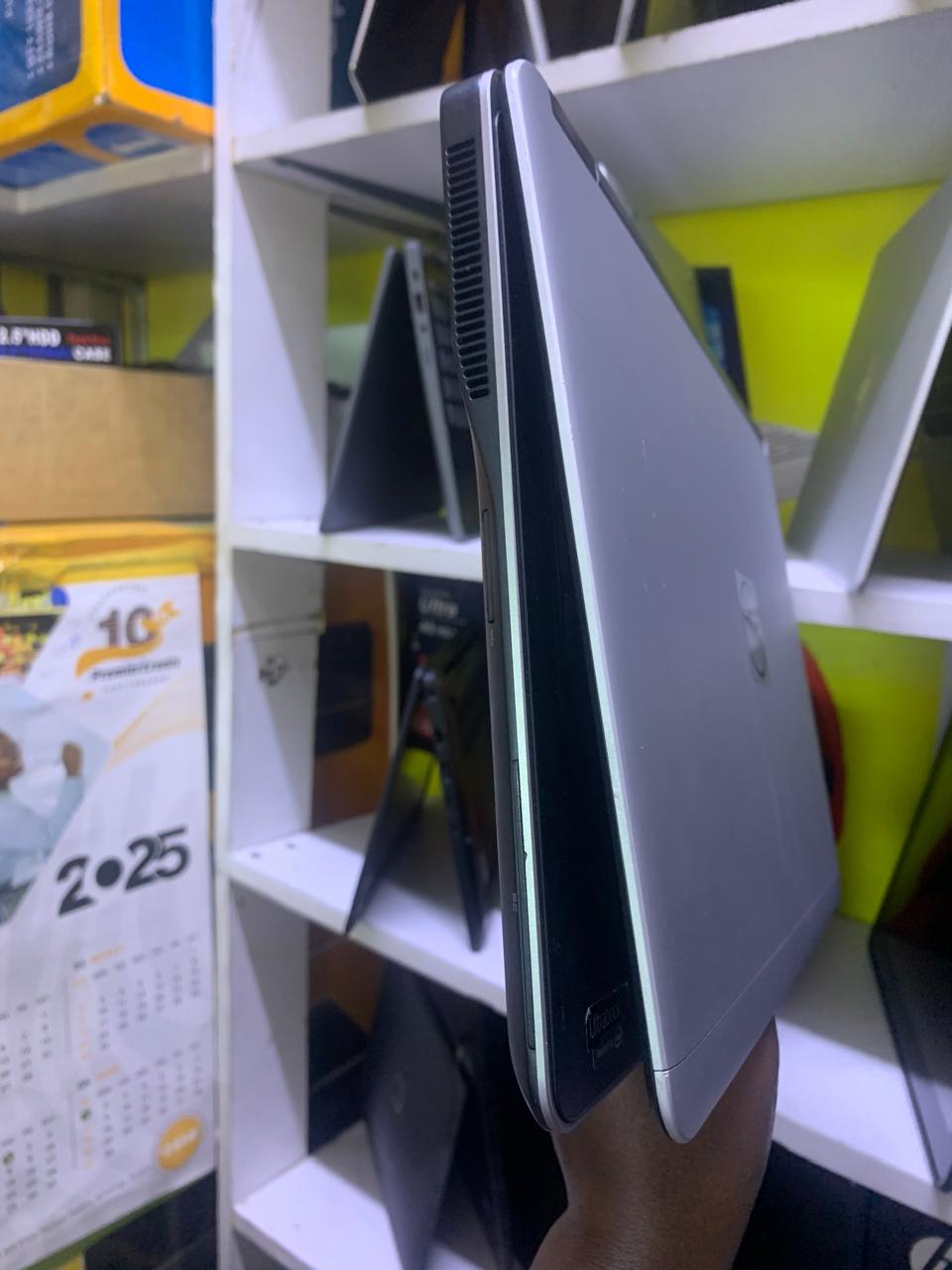 [PROMOTION!] DELL LATITUDE 7440 E7440 INTEL CORE i7 8GB RAM + 256GB SSD 14” Inch Display Laptop  2.7GHz Speed Refurbished Computer Grade A E7440 High Quality Laptops
