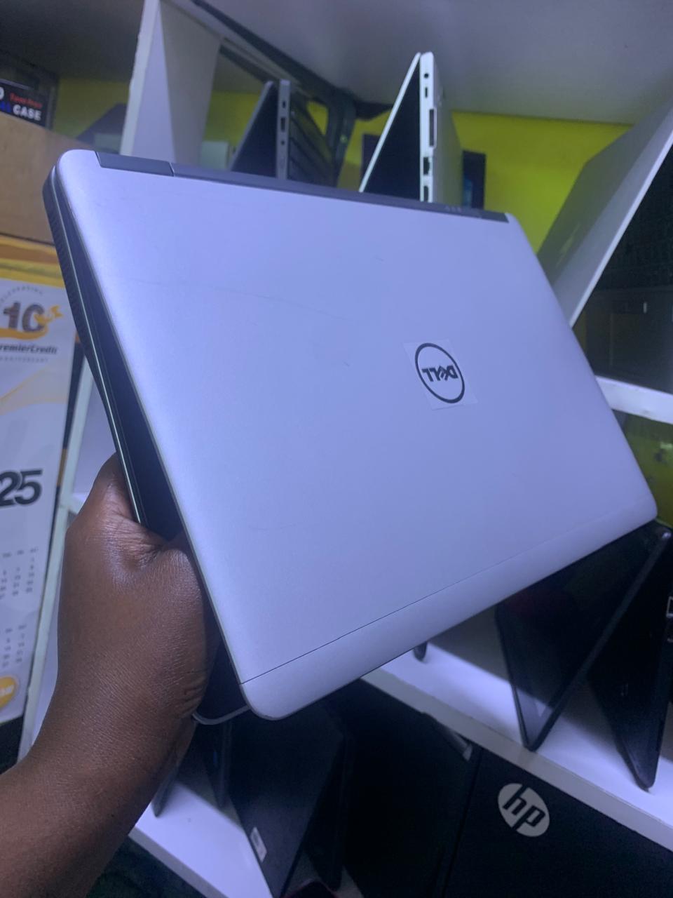 [PROMOTION!] DELL LATITUDE 7440 E7440 INTEL CORE i7 8GB RAM + 256GB SSD 14” Inch Display Laptop  2.7GHz Speed Refurbished Computer Grade A E7440 High Quality Laptops