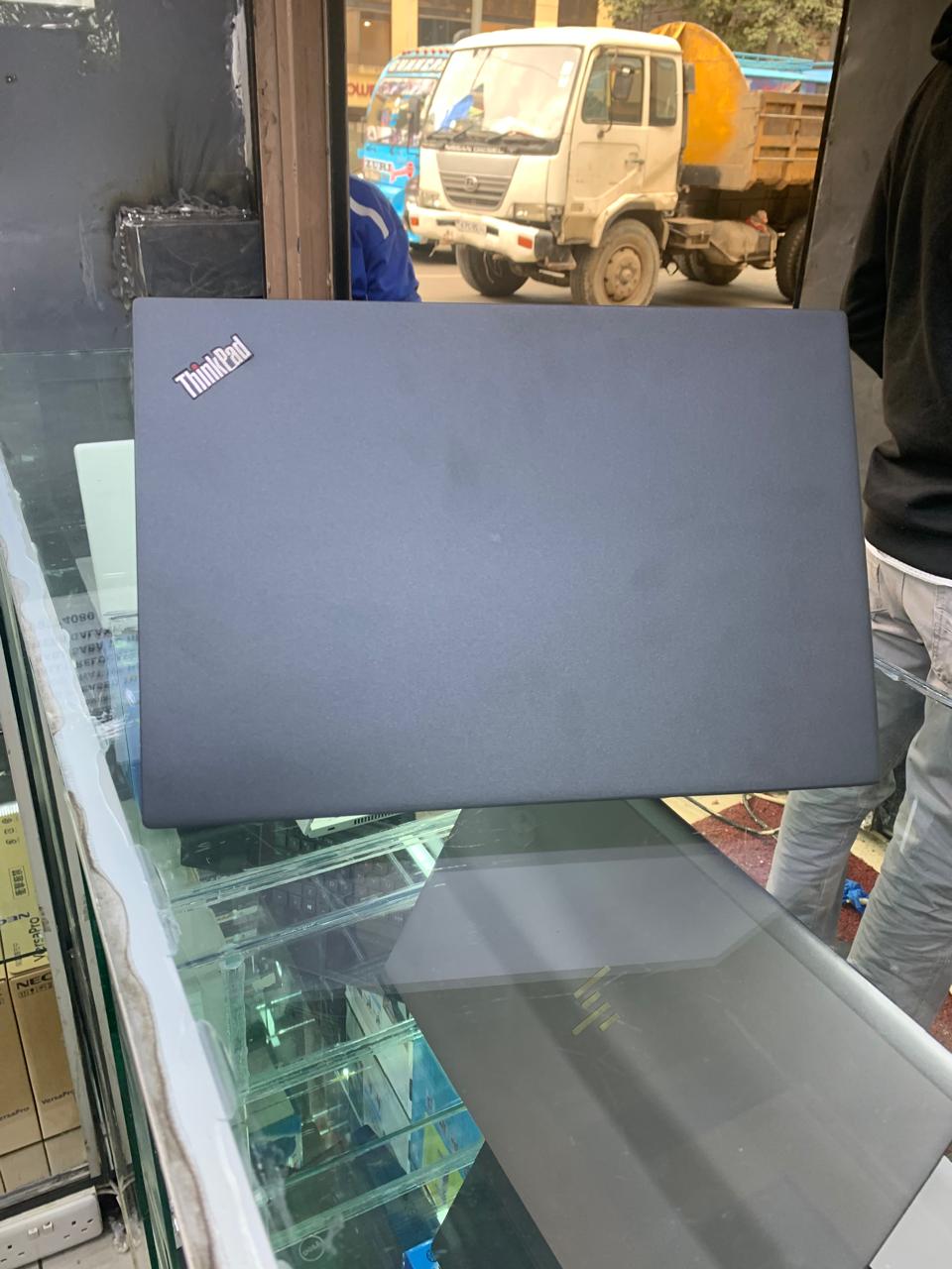 GRADE A EX UK LENOVO THINKPAD T470S INTEL COI5 6TH GENERATION 8GB RAM 256 SSD 14 INCH SPEED OF 2.50GHz WITH 1 YEAR WARANT