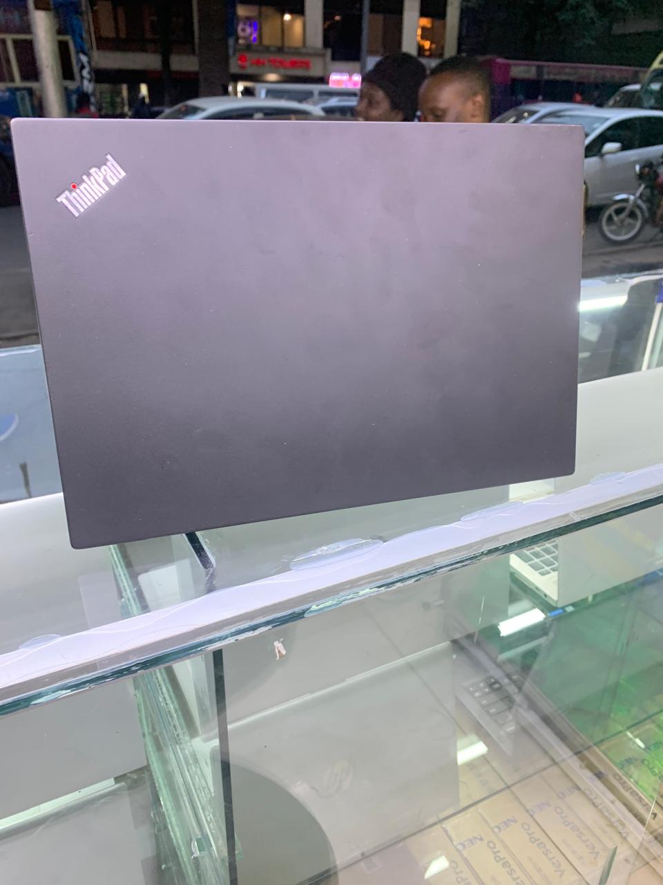 GRADE A LENOVO THINKPAD X280 INTEL COI5 8TH GENERATION TOUCH SCREEN SPEED OF 1.60GHZ TO 2.4GHZ 12'' DISPLAY 6MONTH WARANT