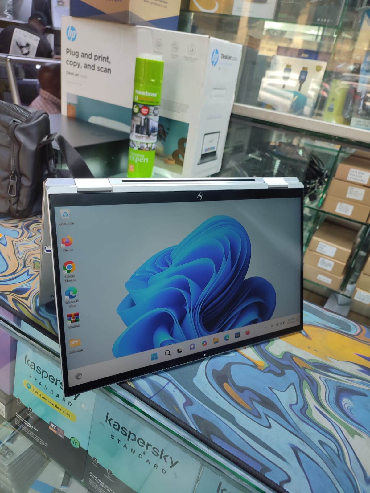 GRADE A EX UK HP ELITEBOOK  X360 1030 G7 INTEL COI7 10TH GENERATION 16GB RAM 512 SSD 13.3 '' TOUCH SCREEN WITH 1 YEAR WARANT