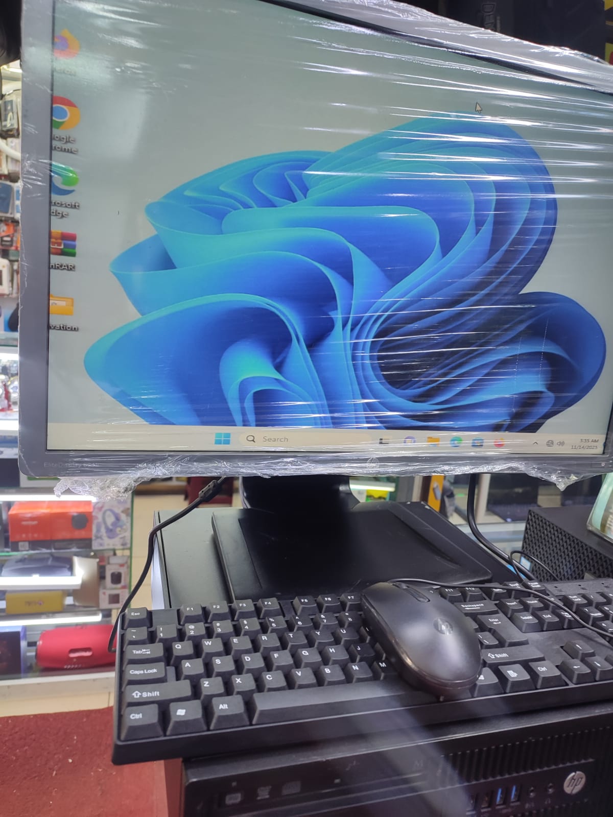 HP ELITEDESK DESKTOP AND MONITOR 6TH GENERATION COI5 8GBRAM 500HDD WITH 24'' MONITOR ,KEYBOARD AND MOUSE