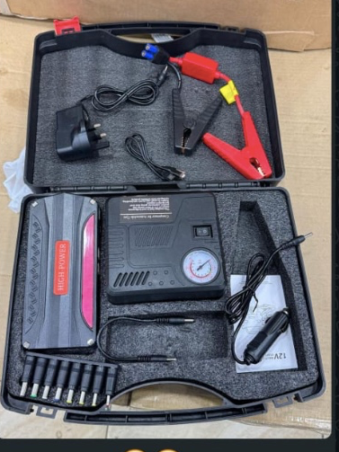 High Power Multi-Function 12V Jump Starter with Air Compressor Pump