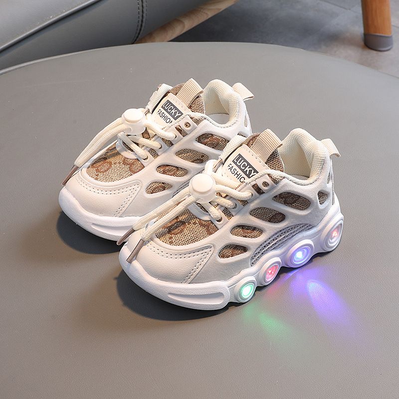 Kids Sports Shoes  Children's Fashion Sneakers Breathable Lace-up LED Casual Sport kids sneakers for boys and girls  Shoes