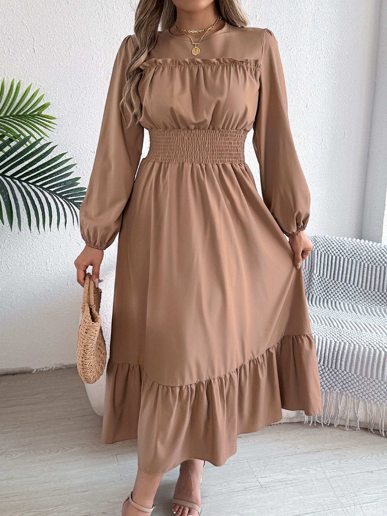 Wholesale Custom Backless Lantern Sleeve Ruffle Women's Casual Pleated Dresses Summer Solid Chiffon Dresses Pretty Dresses