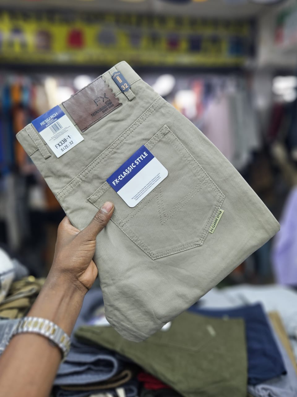 Stylish business casual fashionable Classic timeless High quality hard Khaki men trousers straight slim fit smart casual trouser
