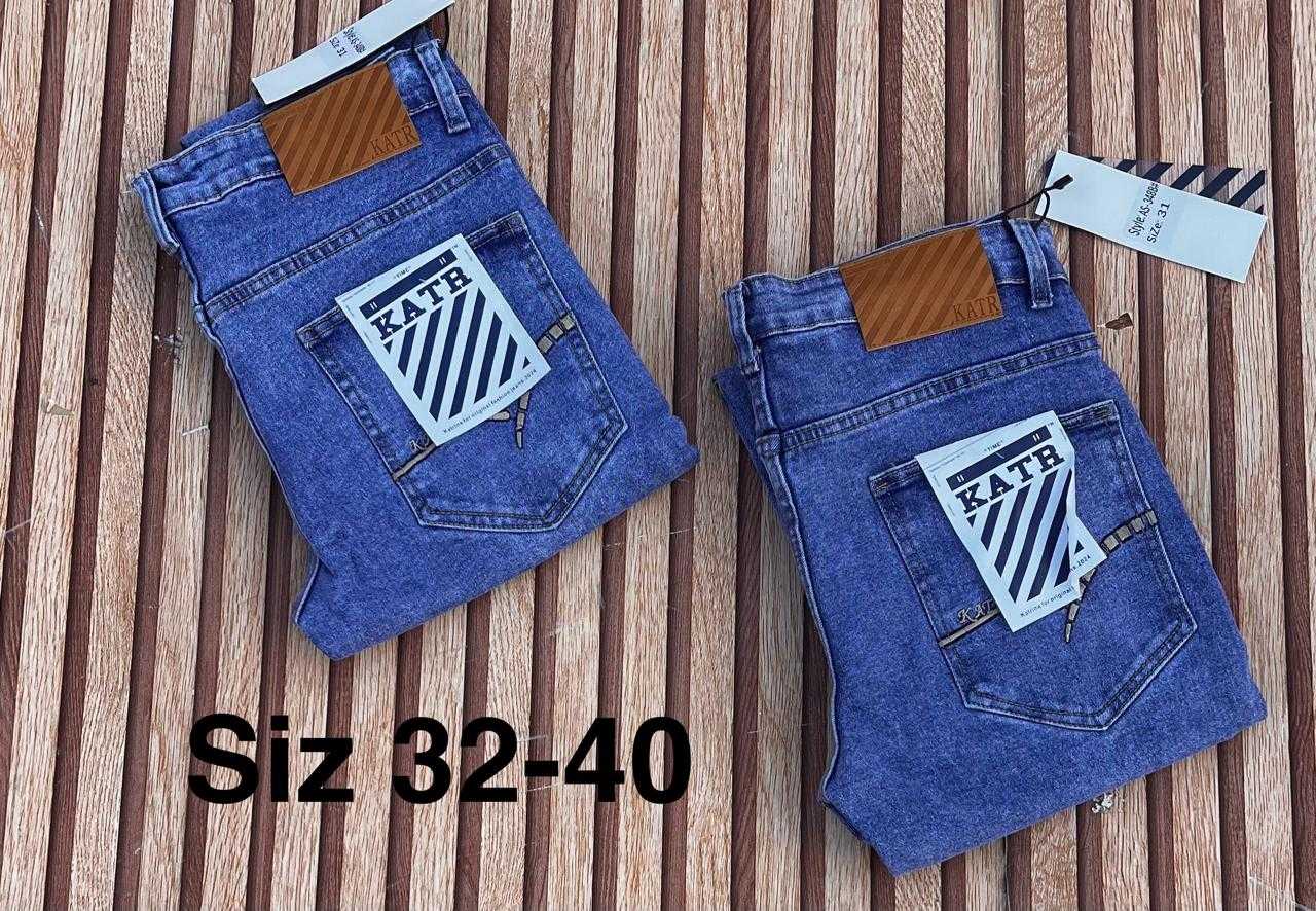 Classic high quality timeless vintage Men's Stretch Jeans with a Slim Fit and Classic Denim Work Pants with Pockets for Casual Wear