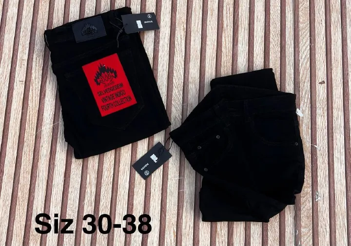 Classic high quality timeless vintage Men's Stretch Jeans with a Slim Fit and Classic Denim Work Pants with Pockets for Casual Wear