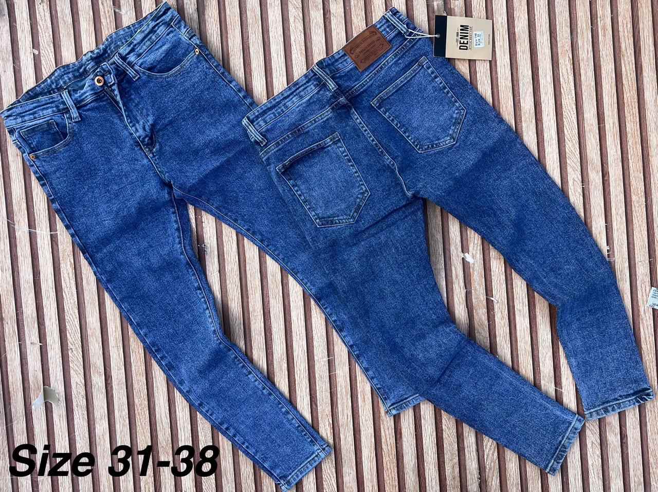 Classic high quality timeless vintage Men's Stretch Jeans with a Slim Fit and Classic Denim Work Pants with Pockets for Casual Wear