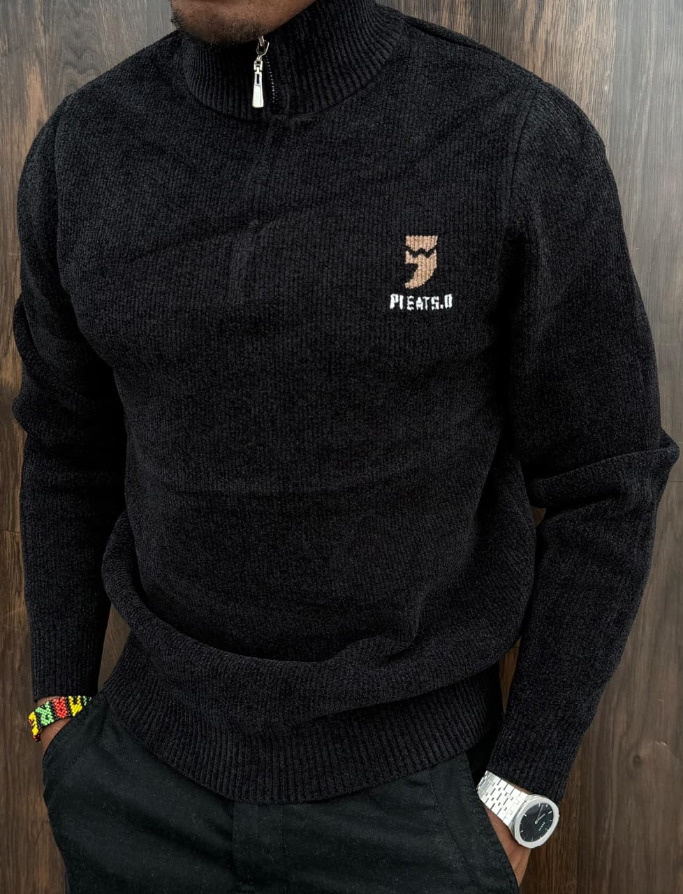 Vintage Timeless Classy Durable functional high quality men Heavyweight Fleece Hoodie, Ultimate Sweatshirt, and knitted-cotton Sweater with pockets, zip and a rounded collar