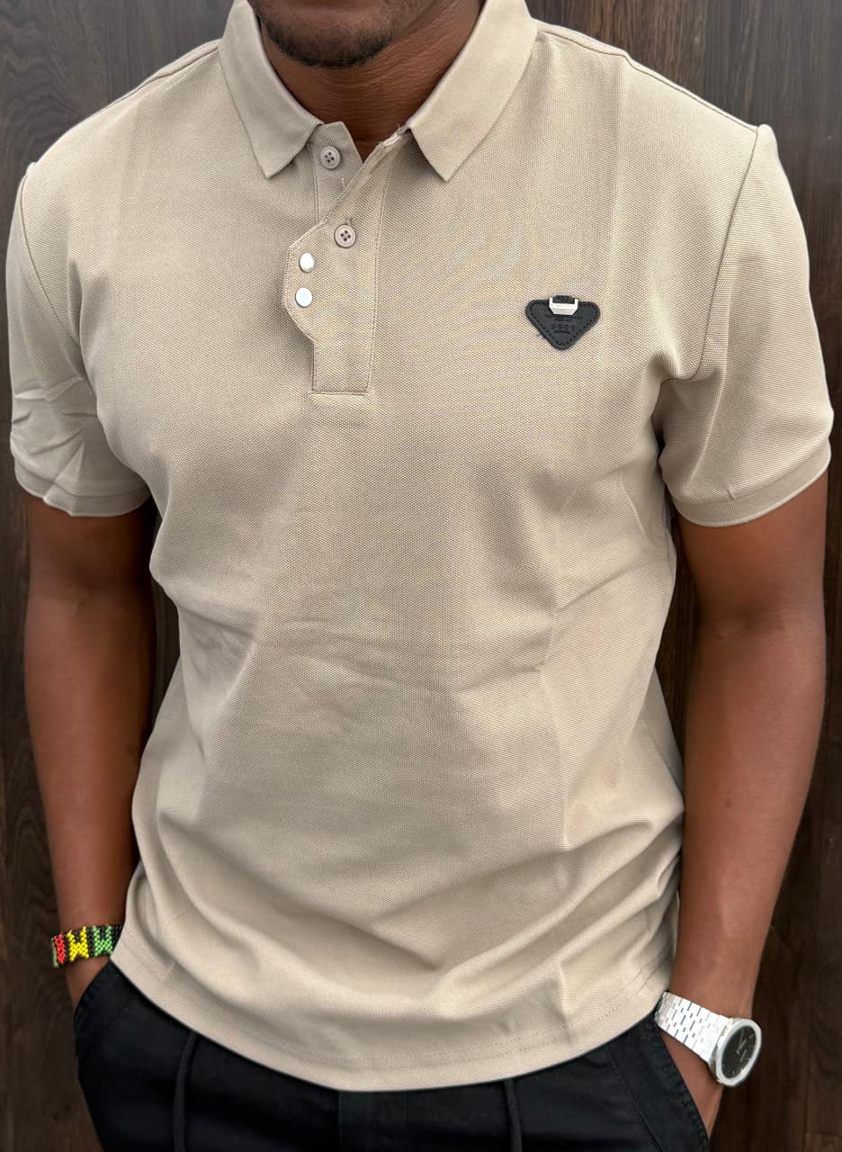 High quality Fashioable vintage Classic fashionable and timeless men polo shirts Men’s Polo Shirt Wetness Stylish and comfortable short-sleeve tennis golf shirts for summer.