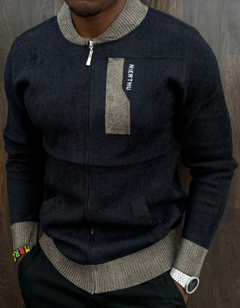 Vintage Timeless Classy Durable functional high quality men Heavyweight Fleece Hoodie, Ultimate Sweatshirt, and knitted-cotton Sweater with pockets, zip and a rounded collar