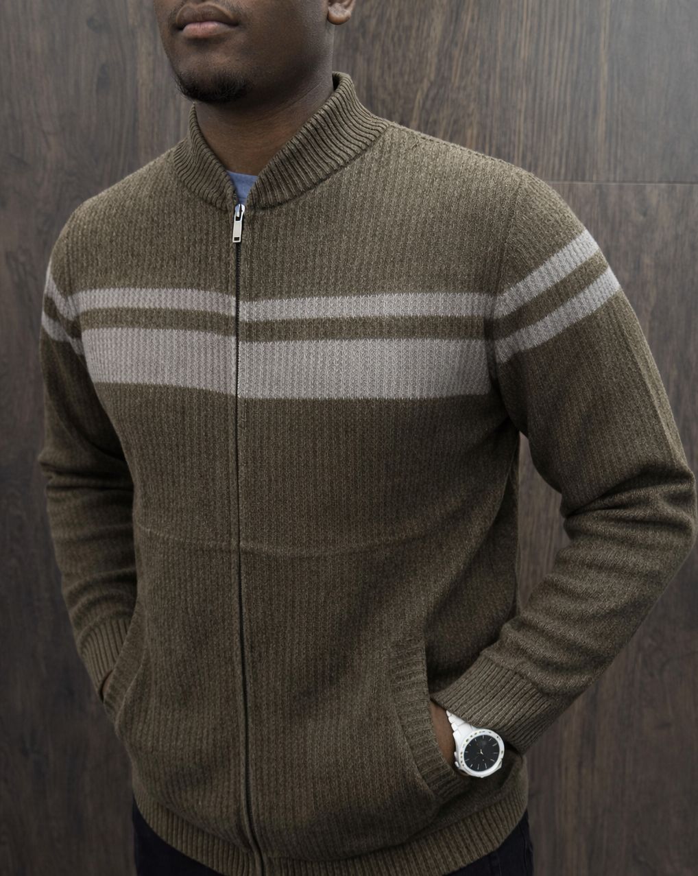 Vintage Timeless Classy Durable functional high quality men Heavyweight Fleece Hoodie, Ultimate Sweatshirt, and knitted-cotton Sweater with pockets, zip and a rounded collar