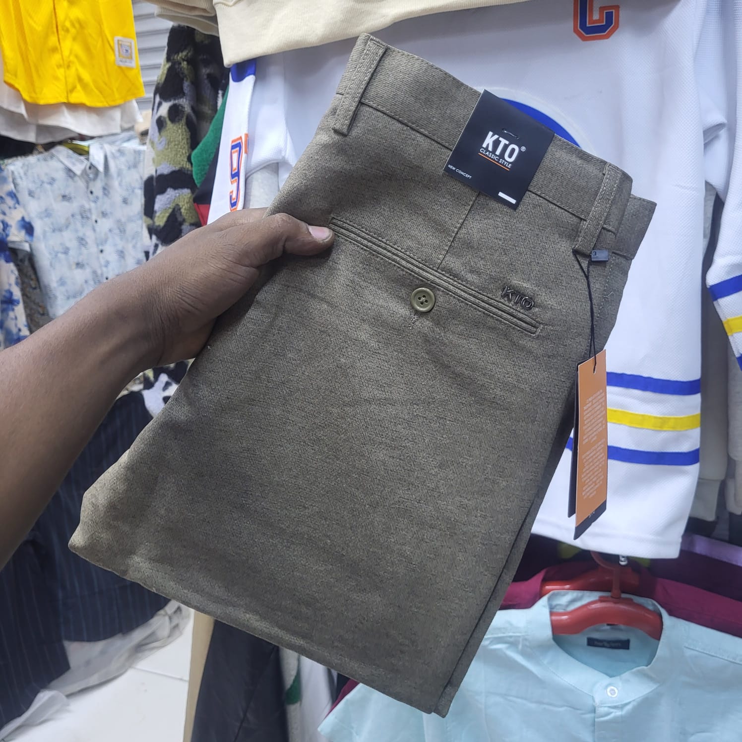 Elegant Classic timeless High quality official Khaki men trousers straight slim fit smart casual trouser.