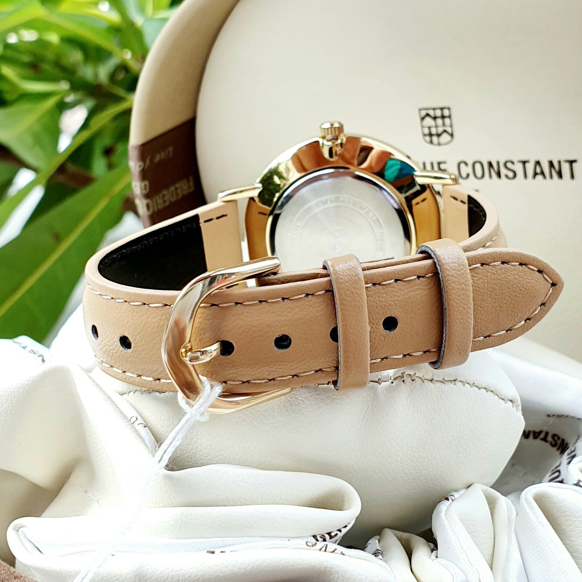 Ladies Casio Watch LTP-VT01GL-7B Water Resist, Non-fade, Genuine leather