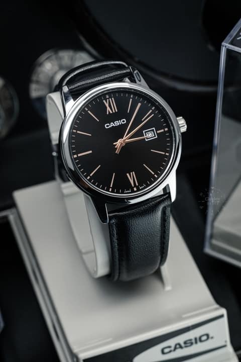 Men's Casio Leather Watch MTP-V002L-1B3 Water Resist, Date Display