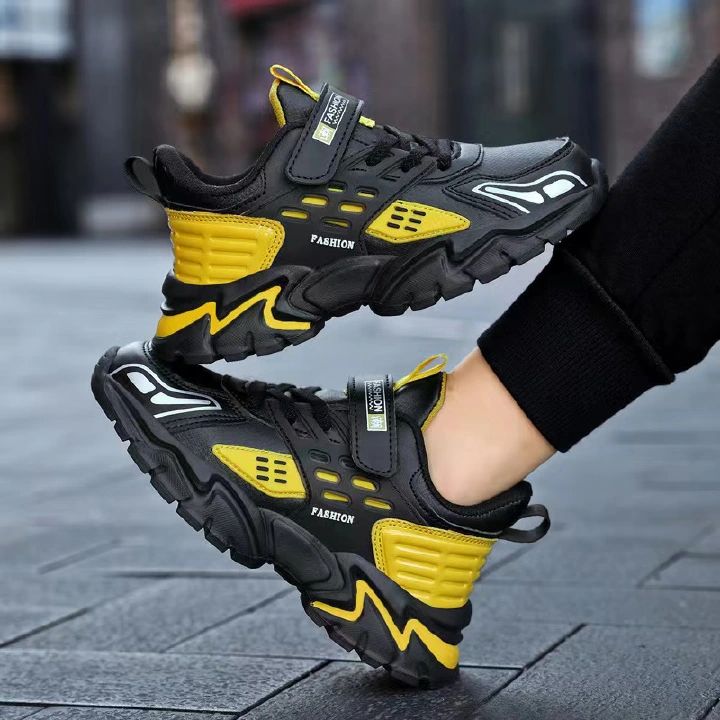 Children's apos shoes with breathable mesh surface Middle school children's casual board shoes Boys' school running shoes Mesh surface breathable casual shoes.