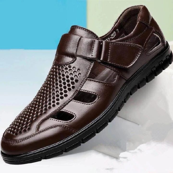2025 Summer New Men's Sandals Breathable and Comfortable Business Casual Hollow Mesh Leather Sandals