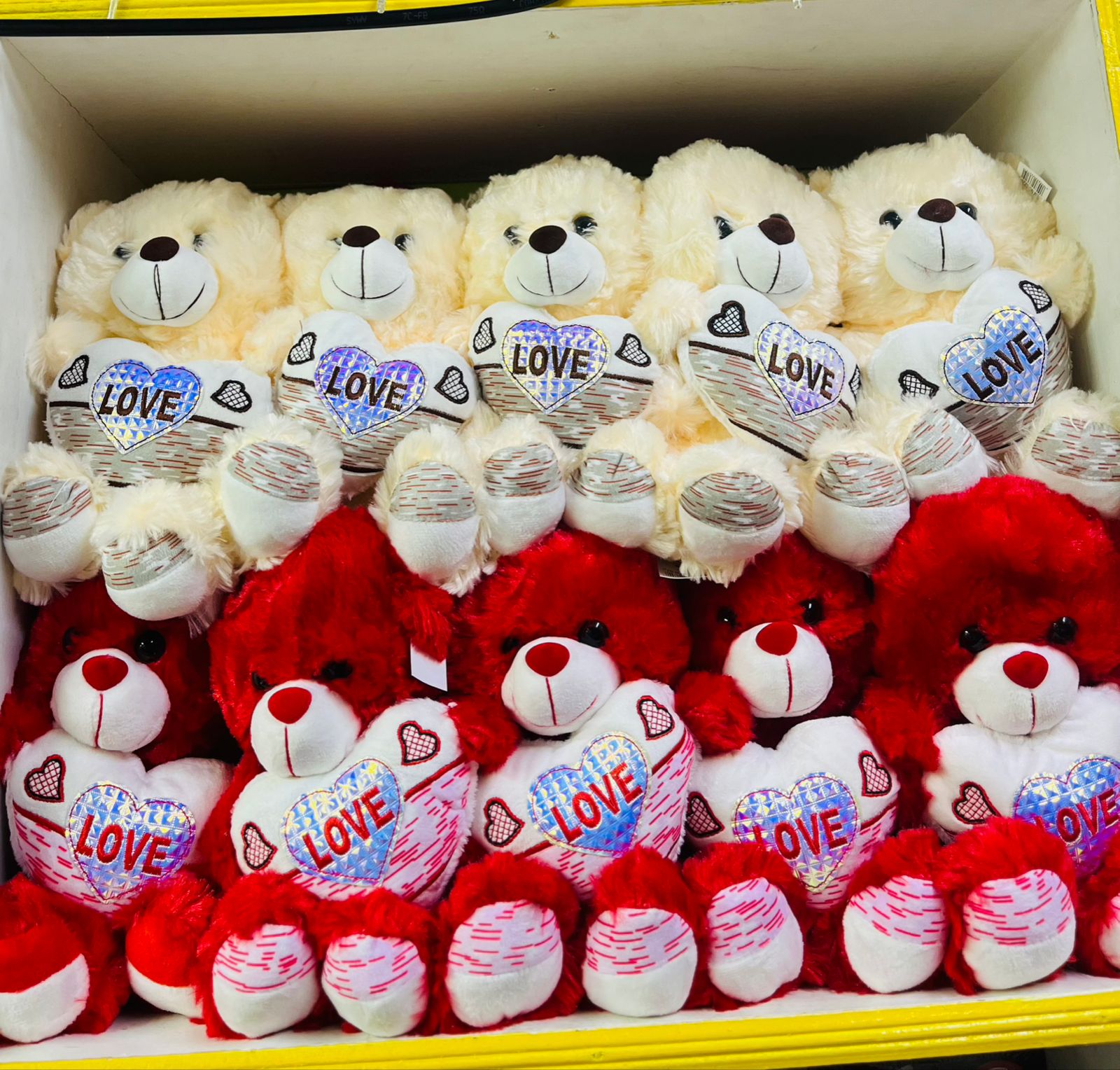 🥰🥳👌CUTE 25cm TEDDY BEARevokes a sense of peace, security and comfort,” “It's human nature to crave these feelings from childhood to adult life.”

Red Roses Bear is a Valentine's Day bouquet they ca