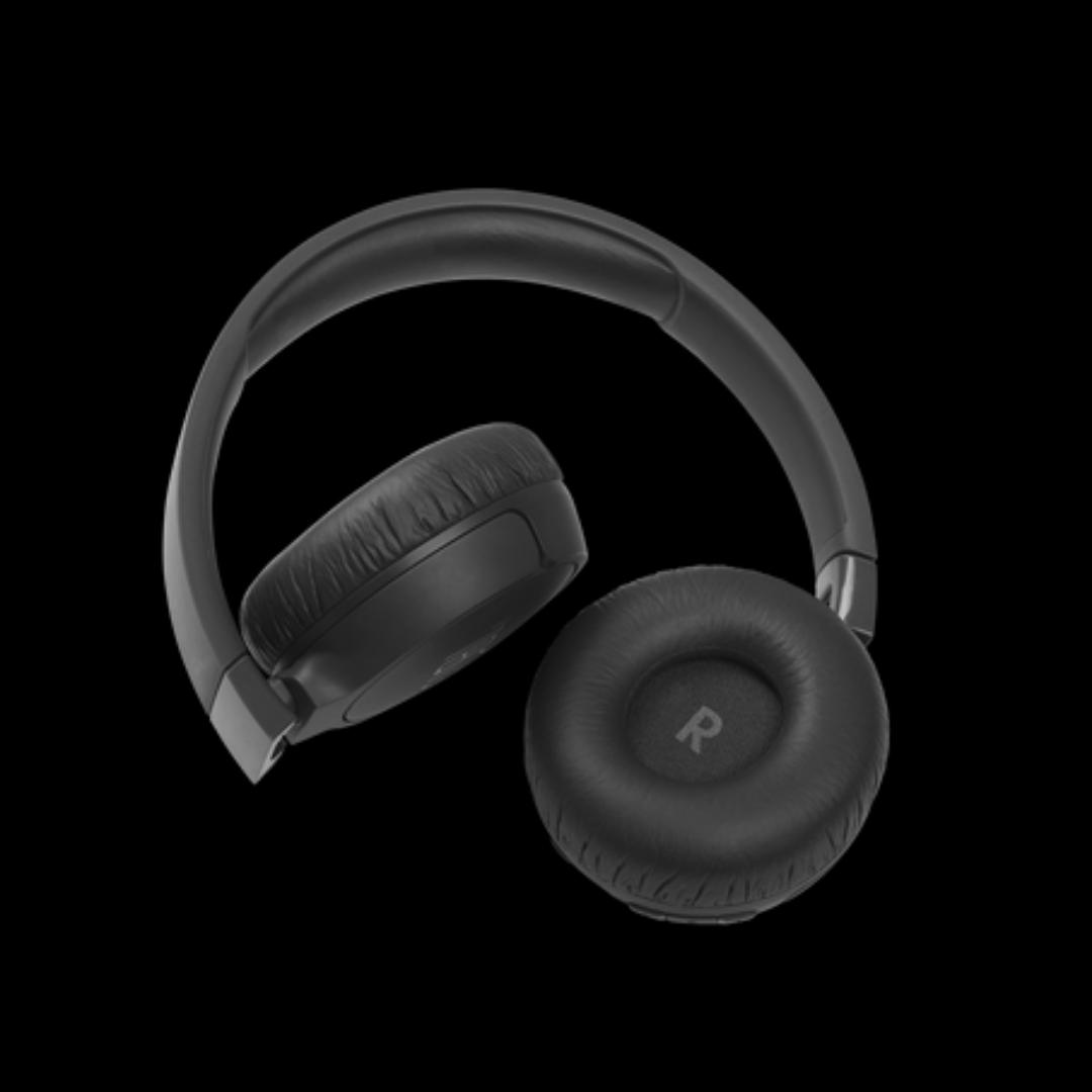 JBL Pure Bass Wireless Headphones