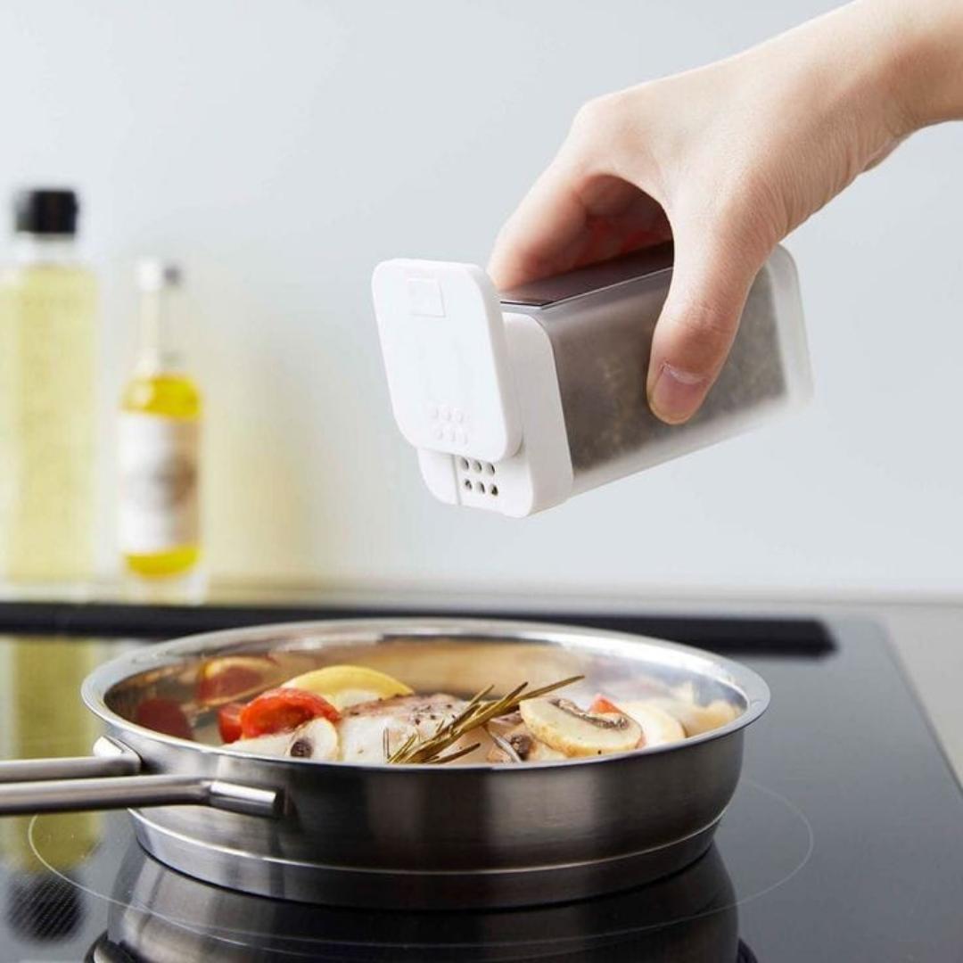 Household seasoning bottles