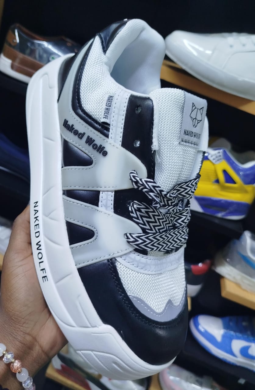 Fashion Naked wolf sneakers