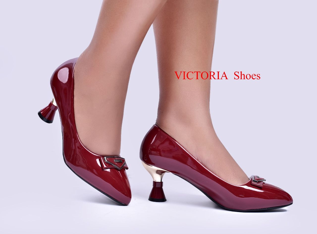 LADY SHOE🔥🔥🔥🔥 Quality fashion comfortable women/ladies🔥🔥🔥🔥s Closed classic Heel shoes