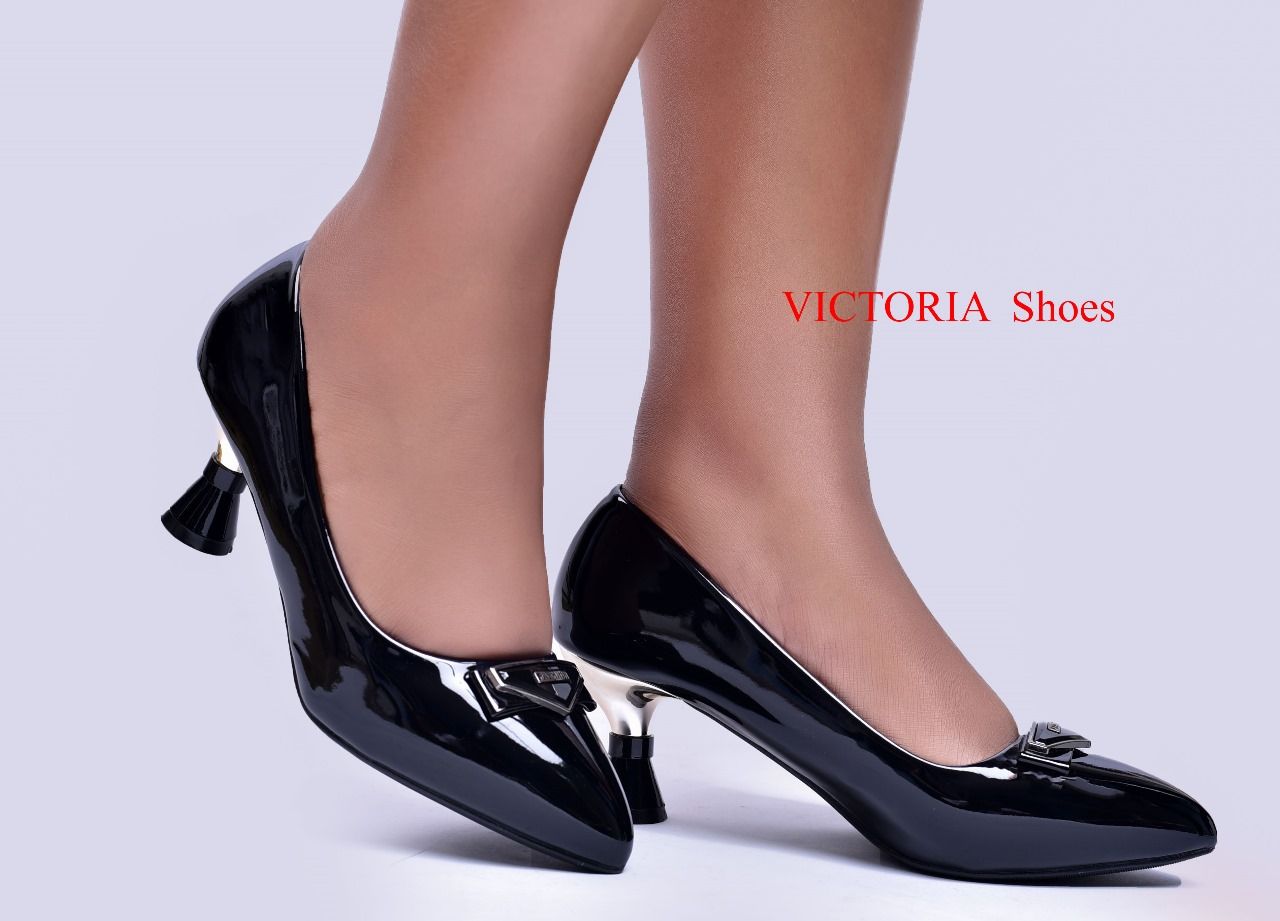 LADY SHOE🔥🔥🔥🔥 Quality fashion comfortable women/ladies🔥🔥🔥🔥s Closed classic Heel shoes