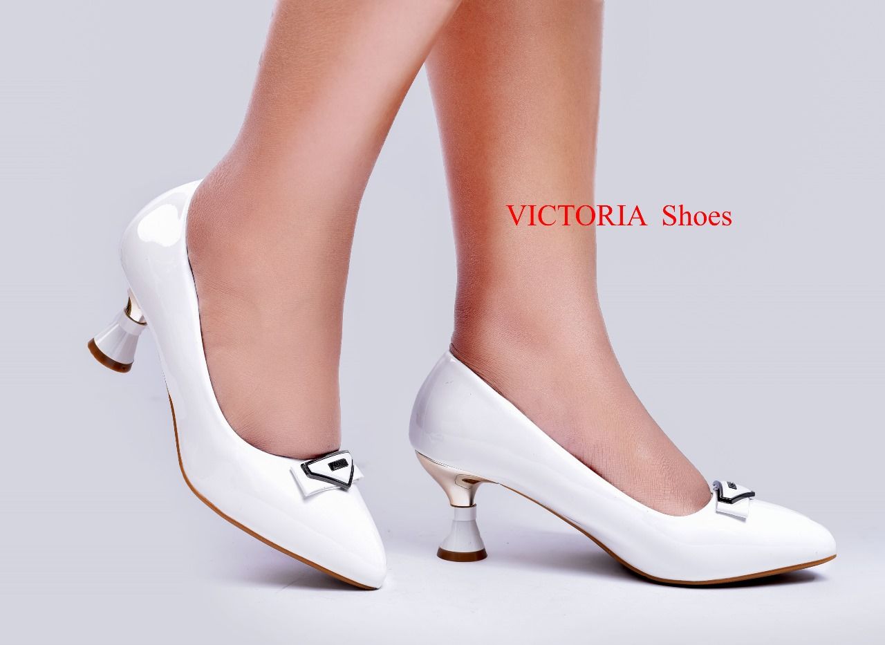 LADY SHOE🔥🔥🔥🔥 Quality fashion comfortable women/ladies🔥🔥🔥🔥s Closed classic Heel shoes