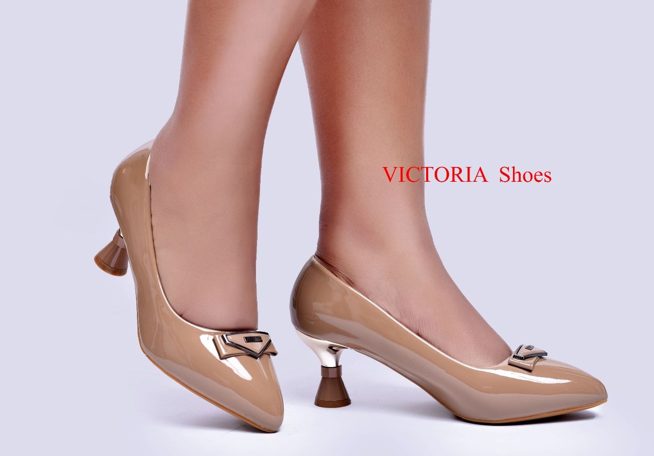 LADY SHOE🔥🔥🔥🔥 Quality fashion comfortable women/ladies🔥🔥🔥🔥s Closed classic Heel shoes