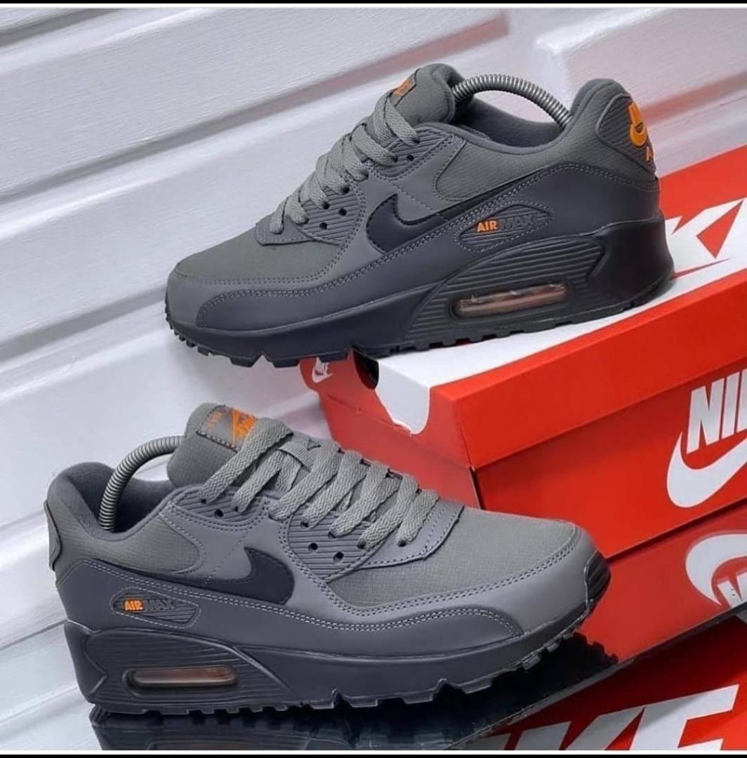 Air Max 90 Sneakers