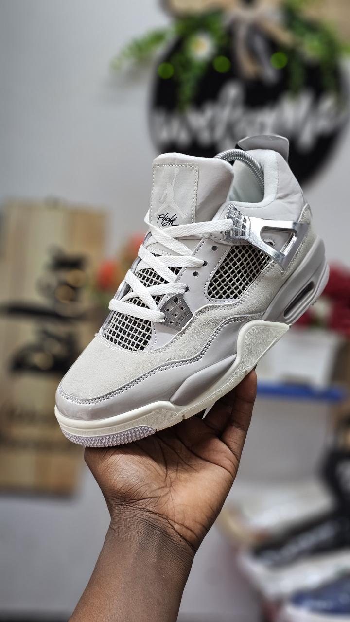 Air Jordan 4 Sneakers