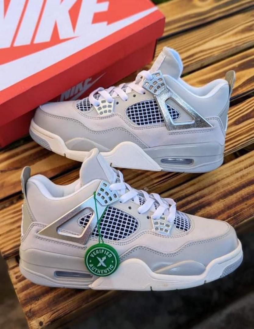 Air Jordan 4 Sneakers