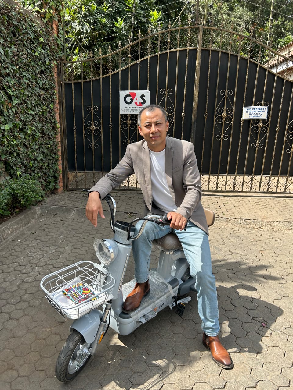 Modern Crane Electric Scooter (Ebike)