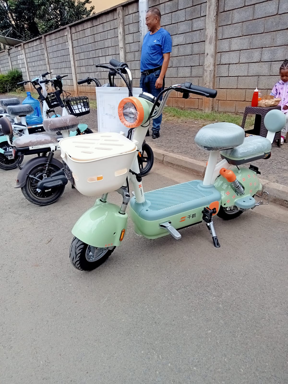 ORIGINAL UNIVERSE ELECTRIC SCOOTER