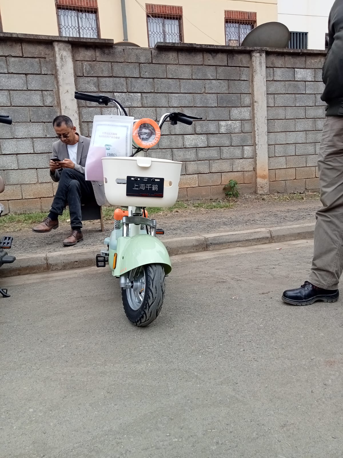 ORIGINAL UNIVERSE ELECTRIC SCOOTER