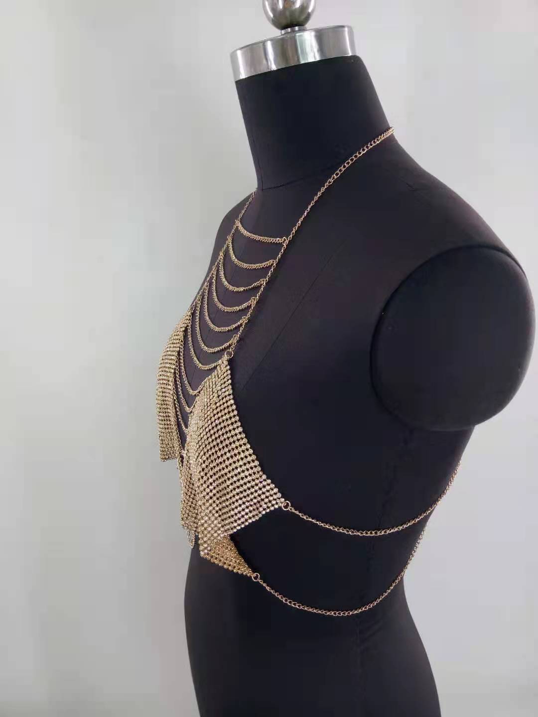 Women Body Chain Tank Tops Fashion Rhinestone Tassel Halter Neck Sleeveless Backless Bra Crop Tops Streetwear