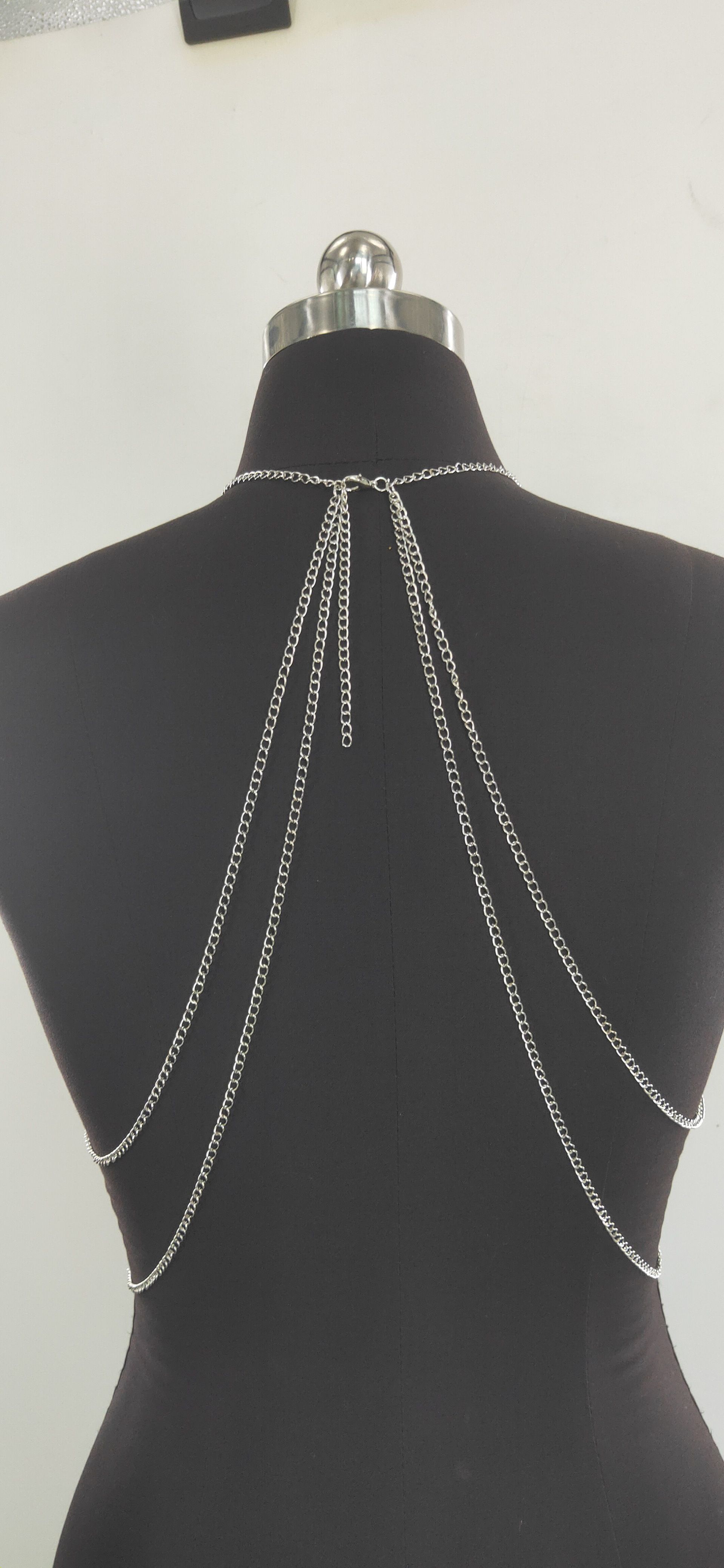 Women Body Chain Tank Tops Fashion Rhinestone Tassel Halter Neck Sleeveless Backless Bra Crop Tops Streetwear
