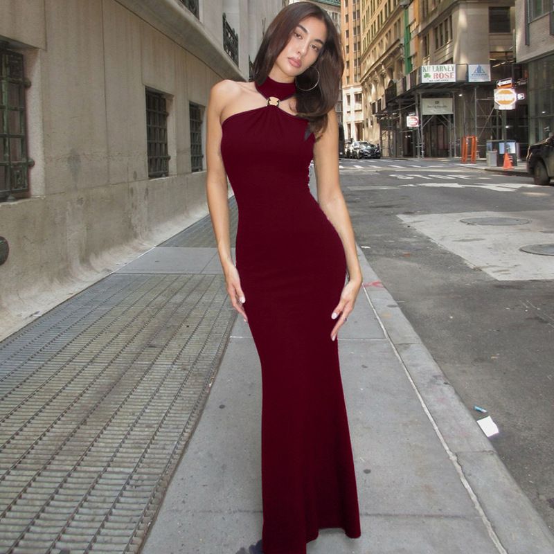 Off-shoulder Sexy Maxi Dress Women Gown Summer New Ring Metal Sleeveless Backless Skinny Knit Long Dress R0215A