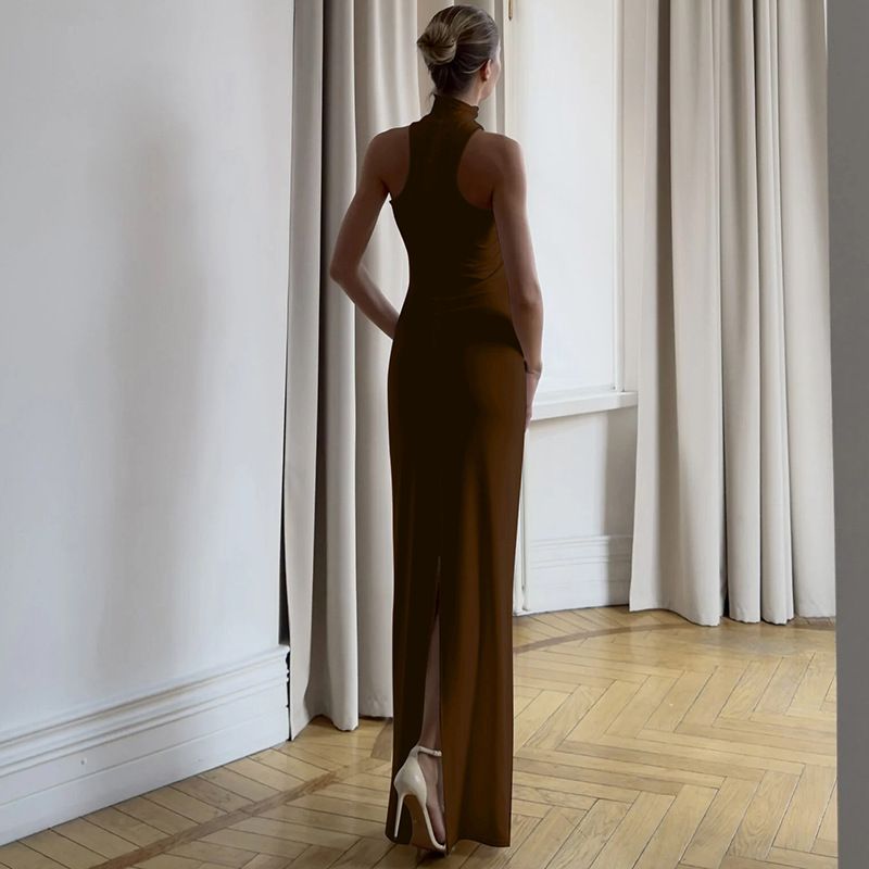 Off-shoulder Sexy Maxi Dress Women Gown Summer New Ring Metal Sleeveless Backless Skinny Knit Long Dress R0215A