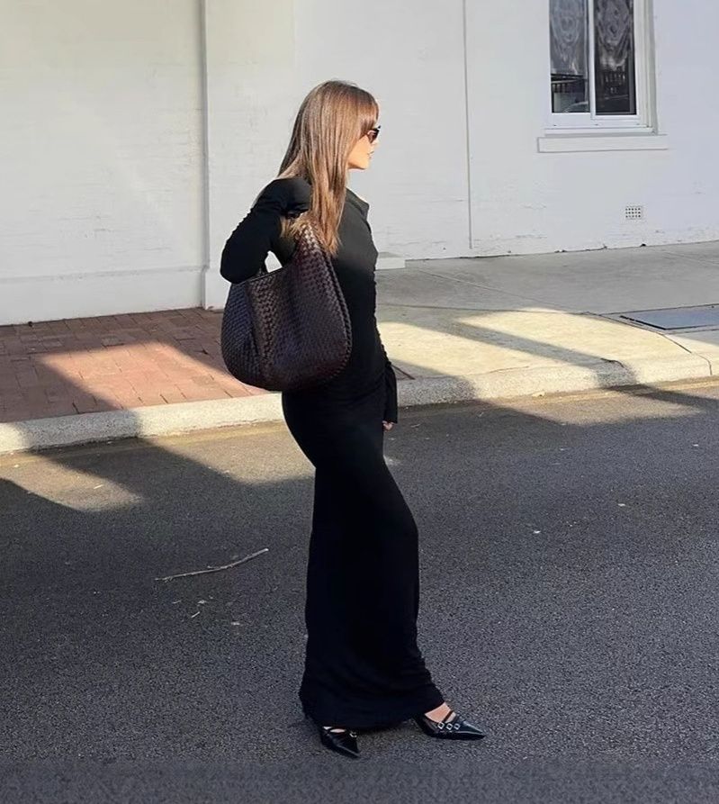 Elegant Slanted Collar Bodycon Maxi Dress Women 2025 Long Sleeve White Black Evening Party Robes Streetwear Female Dresses R0270