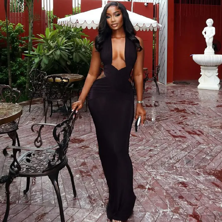 Fashion Halter Women's Maxi Dresses Solid Deep V-Neck Sleeveless Blackless Bandage Sheath Bodycon Party Vestidos Robes R0257