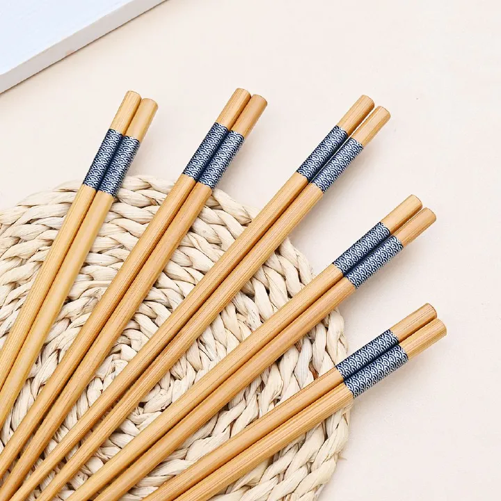 10 Pairs New Natural wood Chopsticks Reusable Healthy Chinese Wooden Chop Sticks Sushi Food Stick Tableware Kitchen Utensils