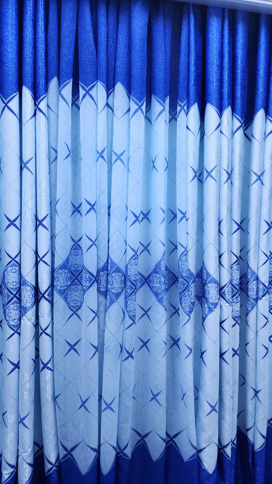 HEAVY BLUE CURTAIN COMES IN A PACKAGE of 2pcs Curtain And 1pc FREE Sheer.