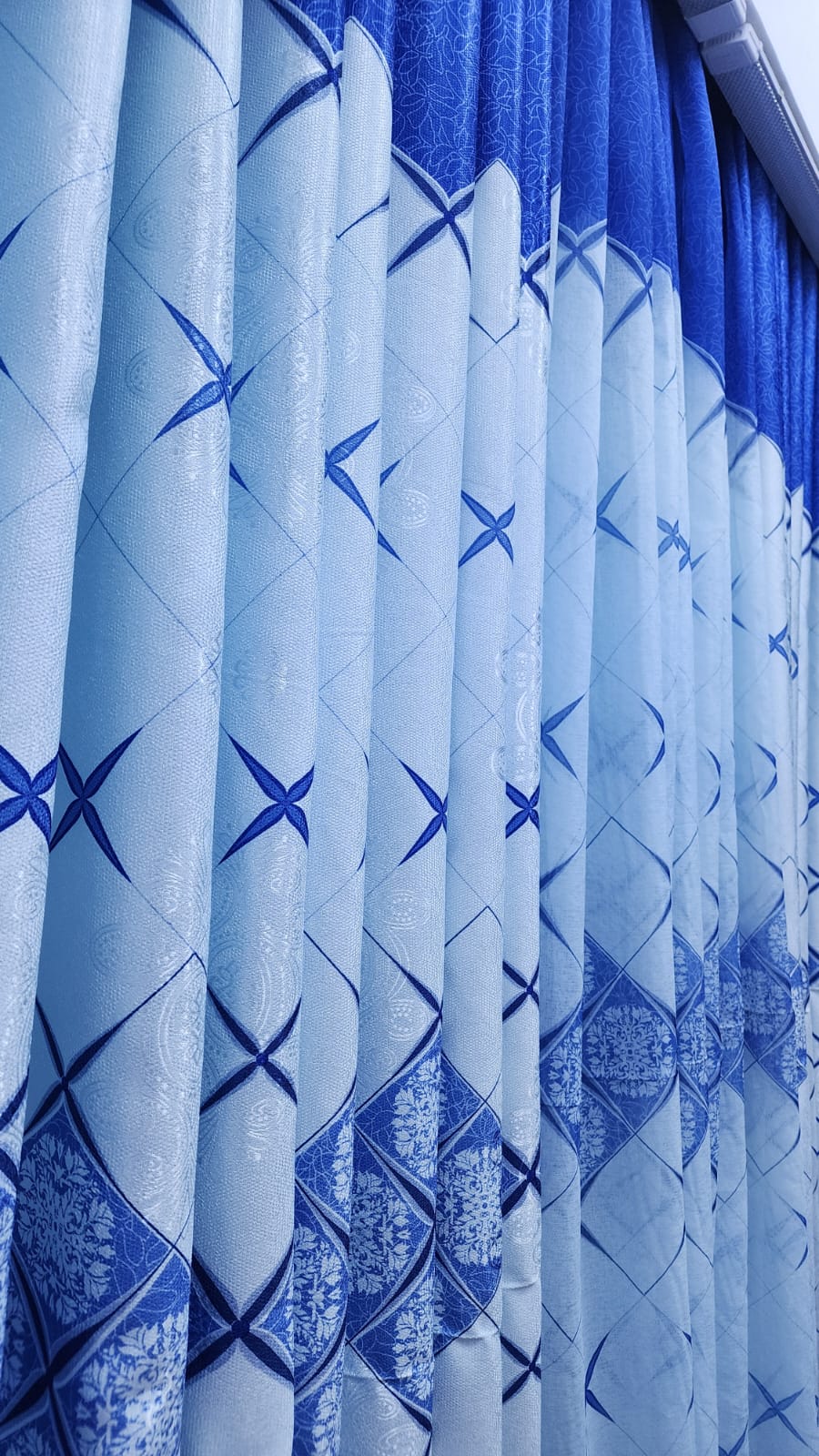 HEAVY BLUE CURTAIN COMES IN A PACKAGE of 2pcs Curtain And 1pc FREE Sheer.