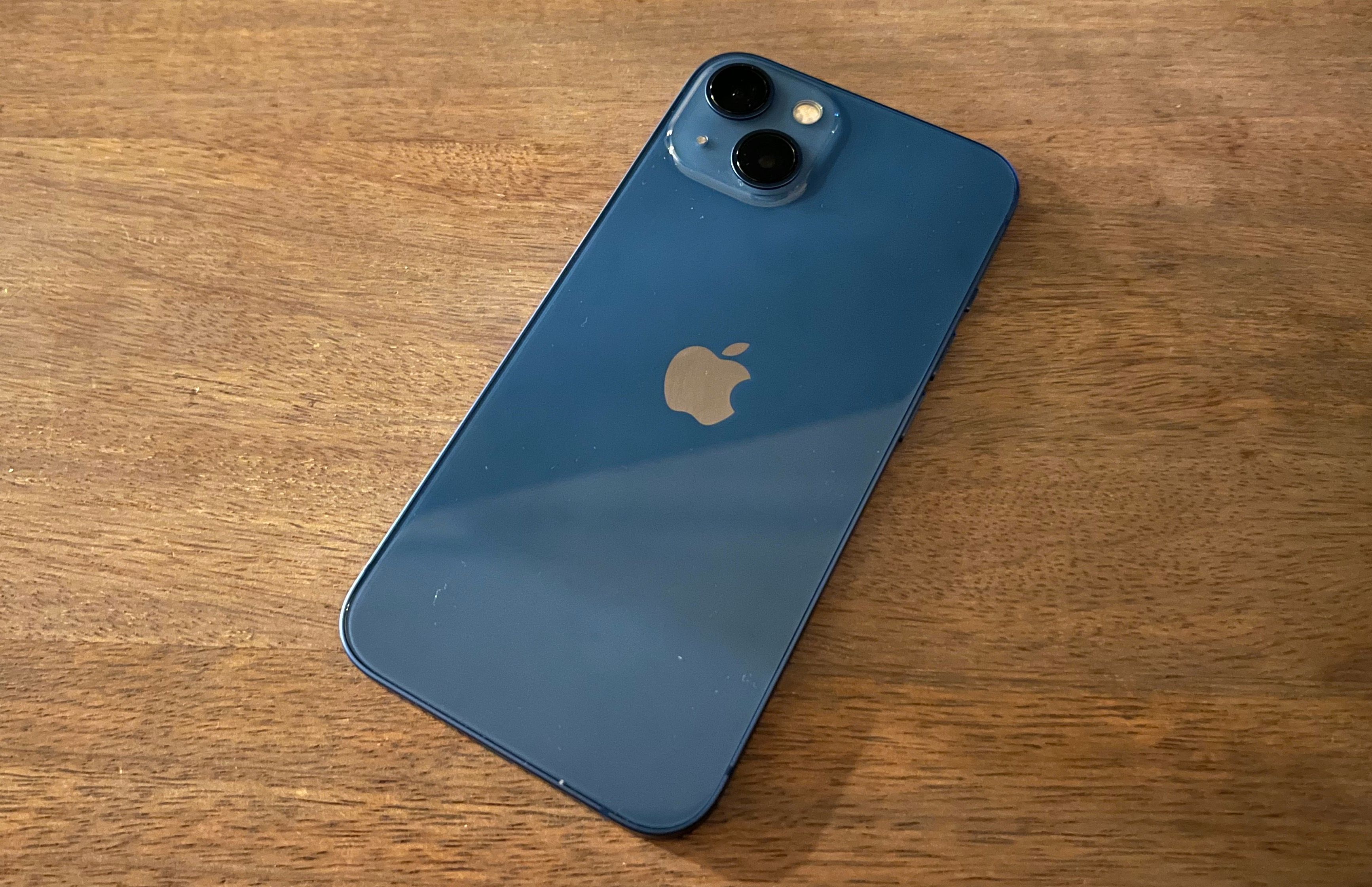 iPhone 13